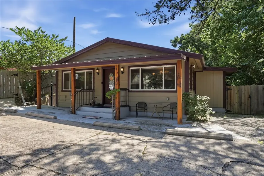 182 W Van Buren, Eureka Springs, AR 72632 - #2