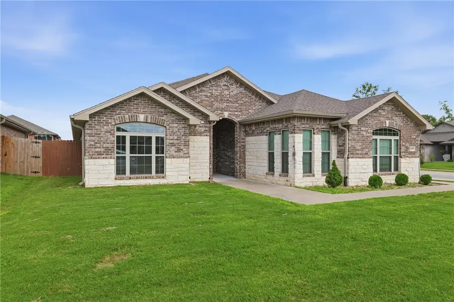 5900 NW Meade Street, Bentonville, AR 72713 - #3