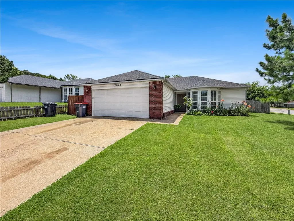 2023 Garnet Road, Springdale, AR 72764 - #1