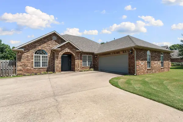 258 Sundown Drive, Farmington, AR 72730