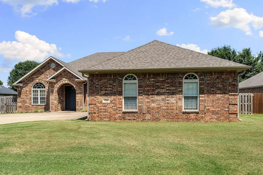 258 Sundown Drive, Farmington, AR 72730 - #2