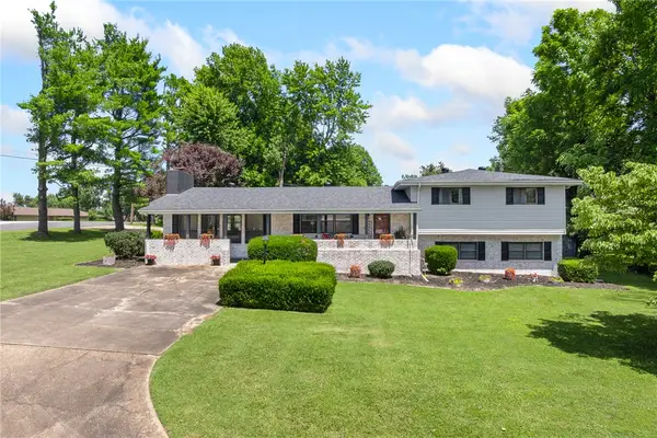 1123 N Liberty Street, Harrison, AR 72601