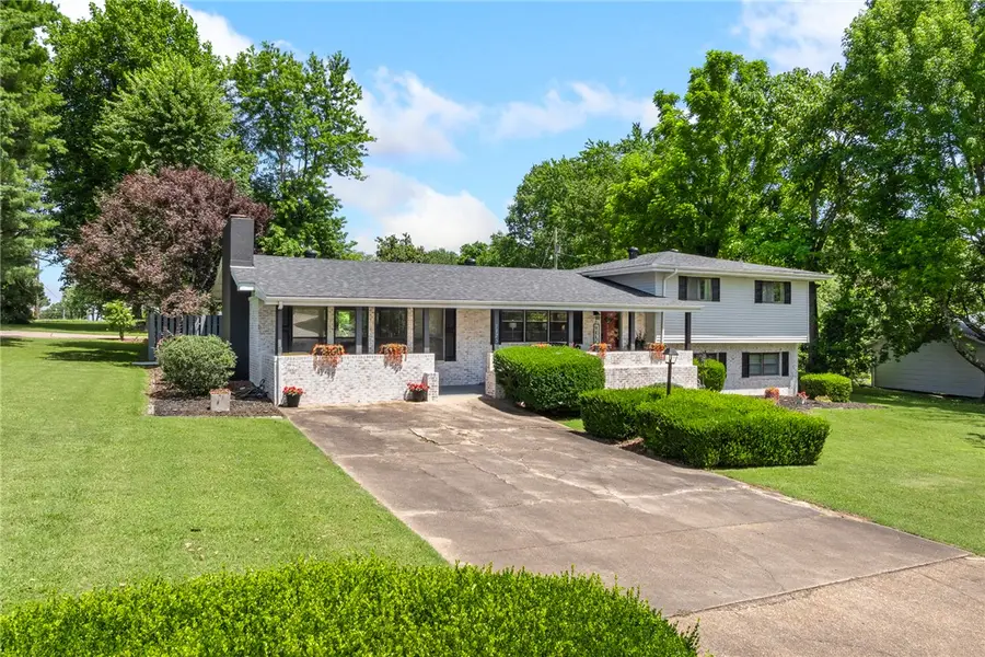 1123 N Liberty Street, Harrison, AR 72601 - #2