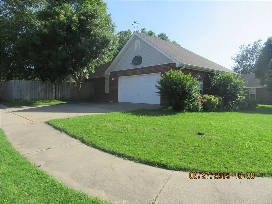 410 Julian Court, Siloam Springs, AR 72761 - #2