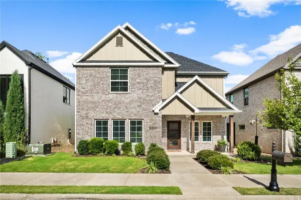 5224 S Brookmere Street, Rogers, AR 72758