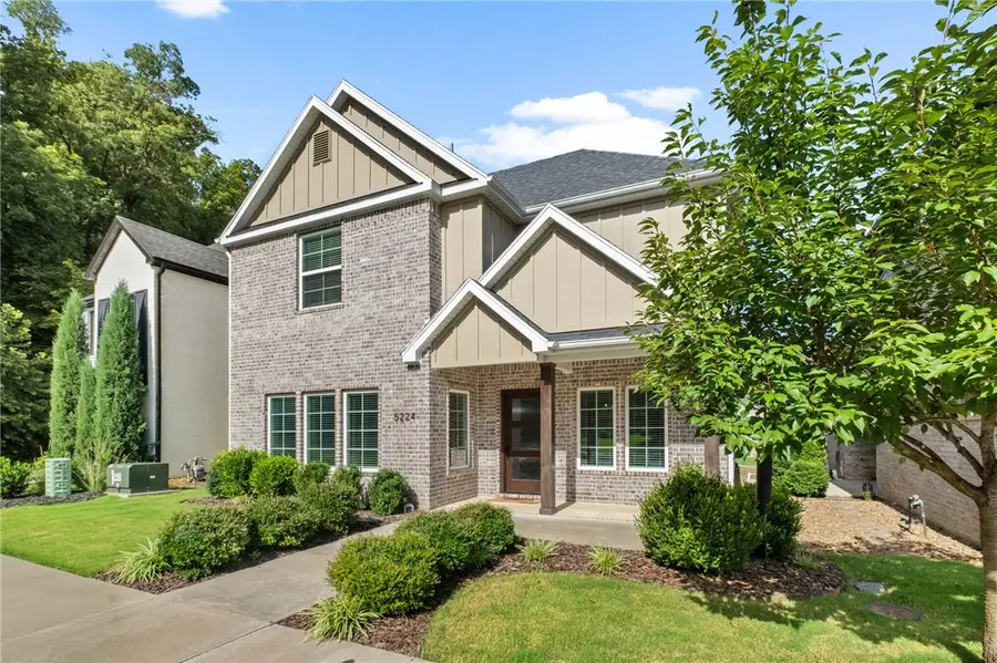 5224 S Brookmere Street, Rogers, AR 72758 - #2