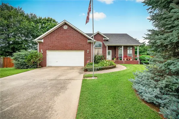 326 Summer Street, Lowell, AR 72745