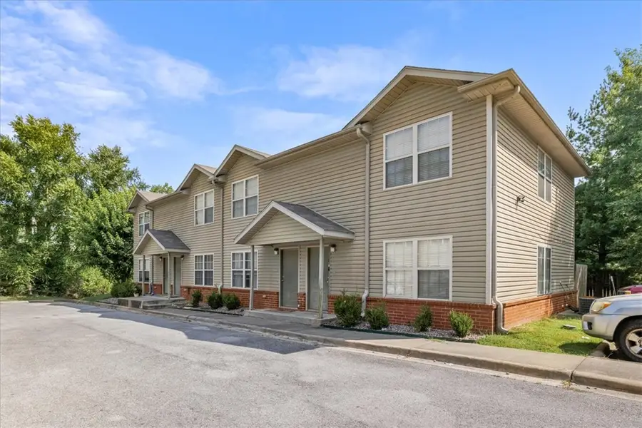 1428 W Netherland Way #1, Fayetteville, AR 72701 - #2
