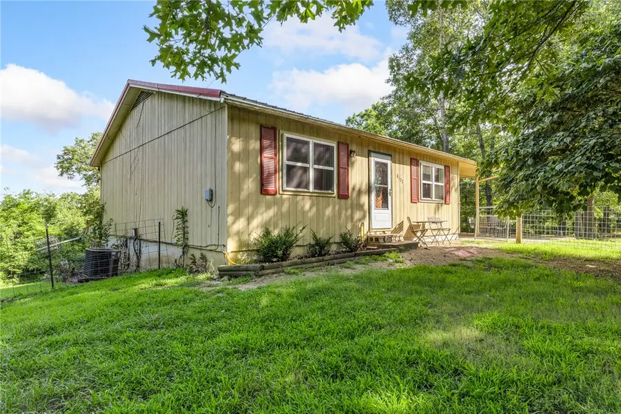 8122 Hopi Drive, Harrison, AR 72601 - #2