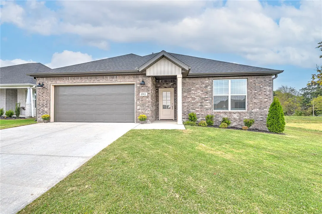 1911 Finnegan Street, Bentonville, AR 72713 - #1