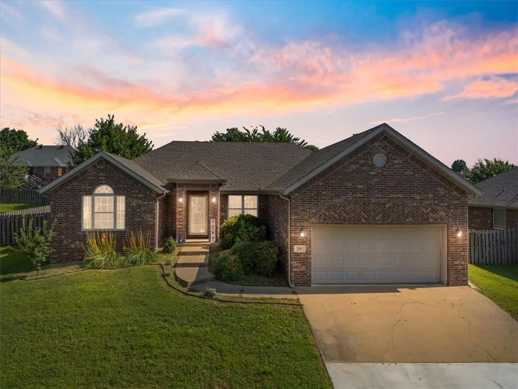 230 Coopers Way, Centerton, AR 72719 - #1