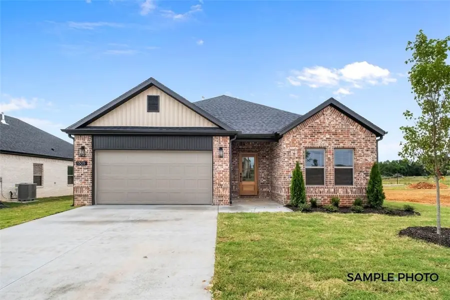 1400 NW 15th Avenue, Highfill, AR 72734 - #2
