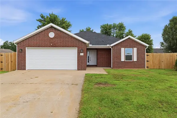 1213 E Glendale Lane, Rogers, AR 72758