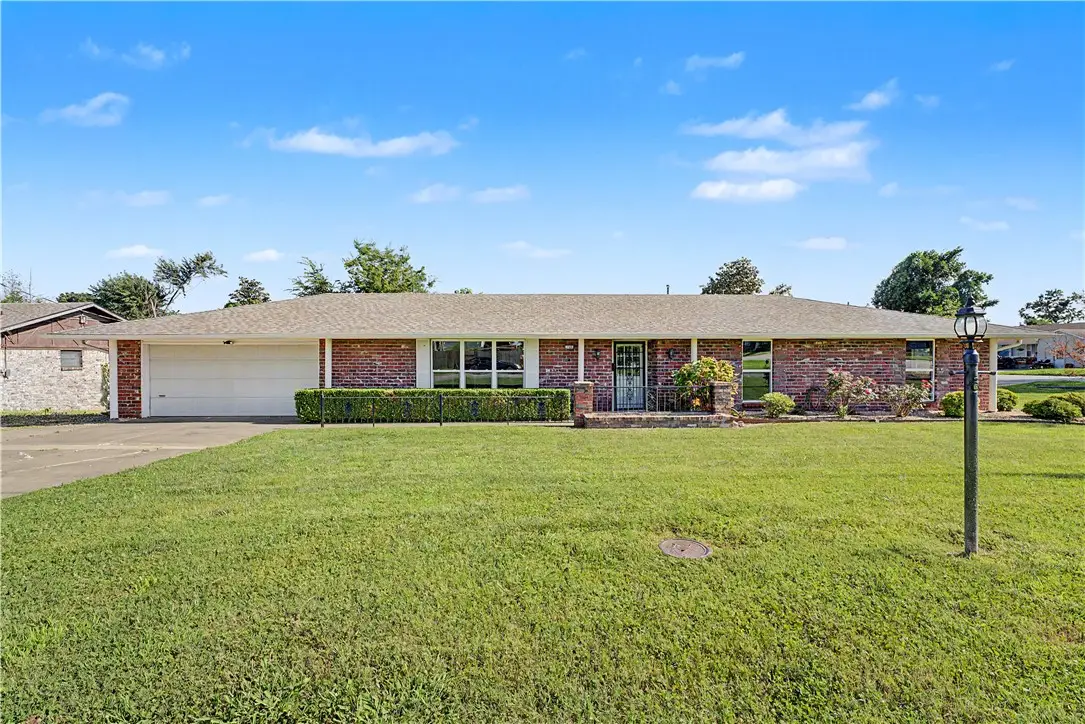 706 W Will Rogers Drive, Rogers, AR 72756 - #1