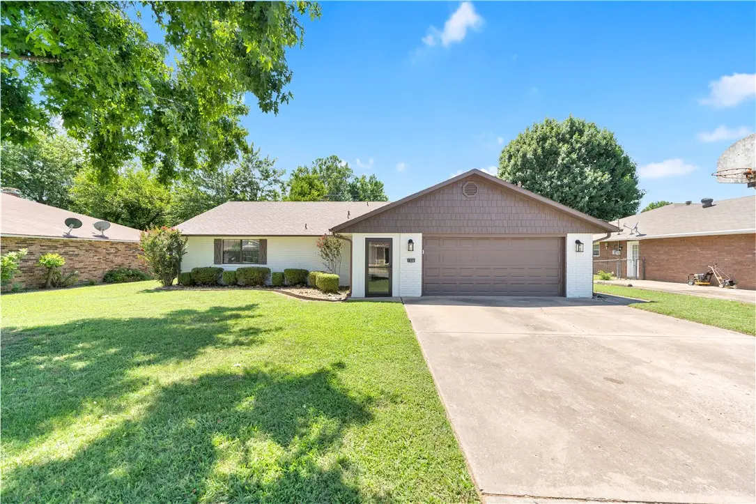 1508 SE S Street, Bentonville, AR 72712 - #1