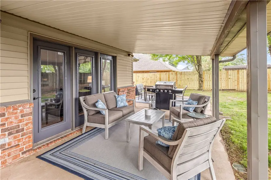 501 Steele Drive, Bentonville, AR 72712 - #3