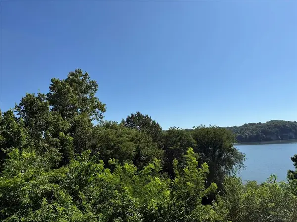 18358 and 18362 Ponderosa Drive, Springdale, AR 72764