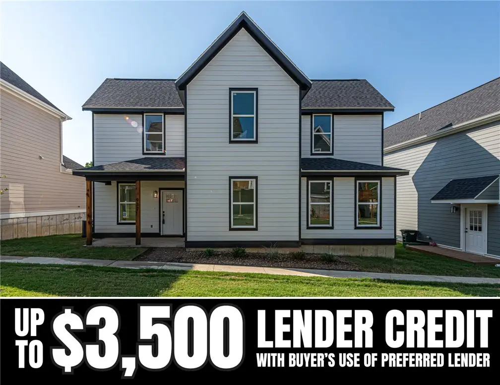 3143 W Tulsa Street, Fayetteville, AR 72704 - #1
