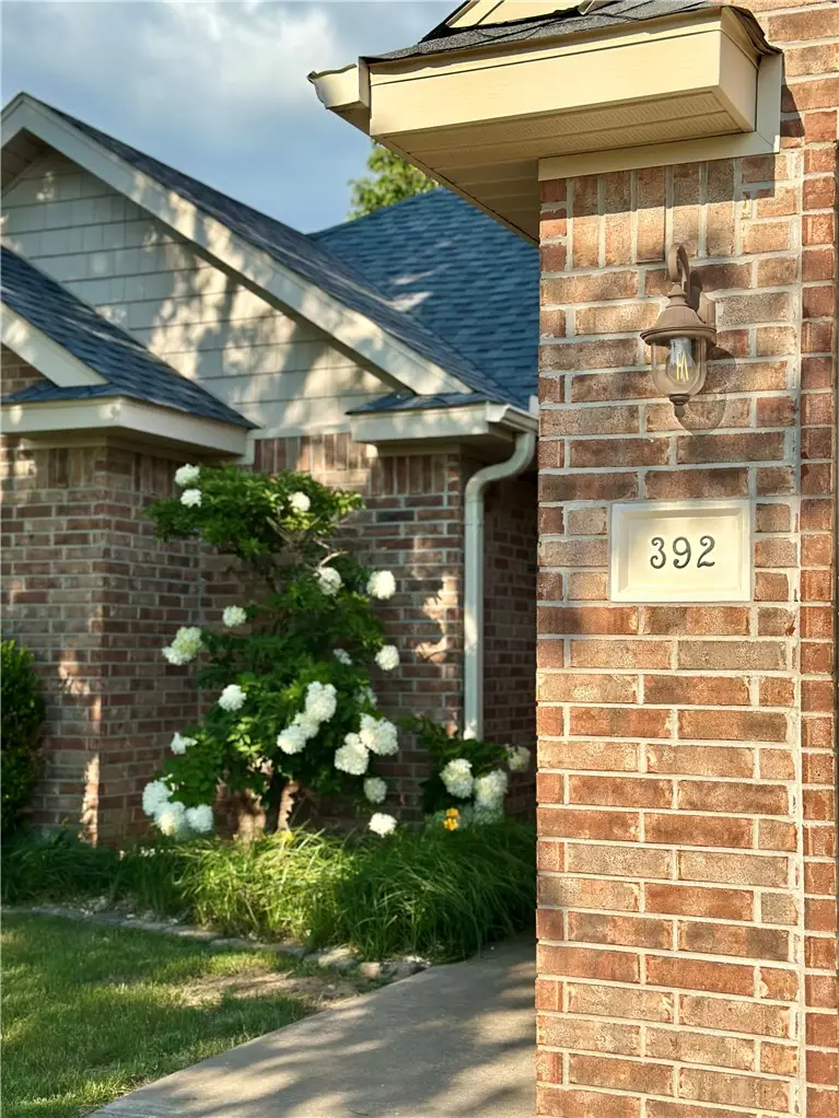 392 N Cold Harbor Avenue, Fayetteville, AR 72704 - #3