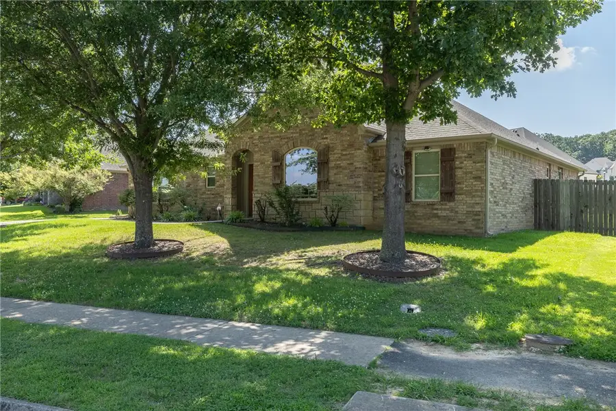 3561 W Providence Drive, Fayetteville, AR 72704 - #2