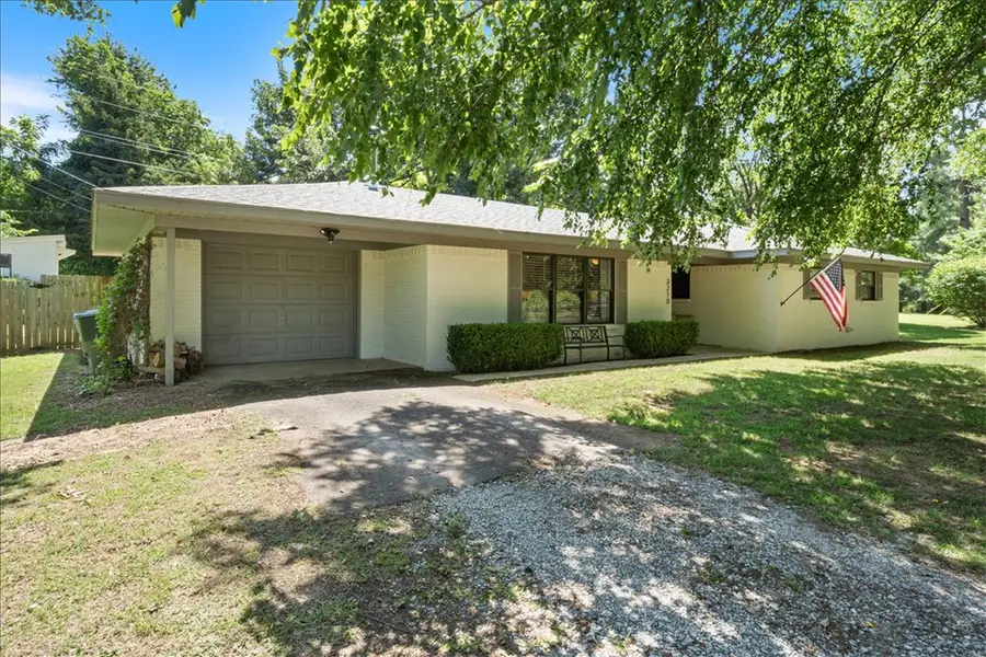 3210 E Skillern Road, Fayetteville, AR 72703 - #2