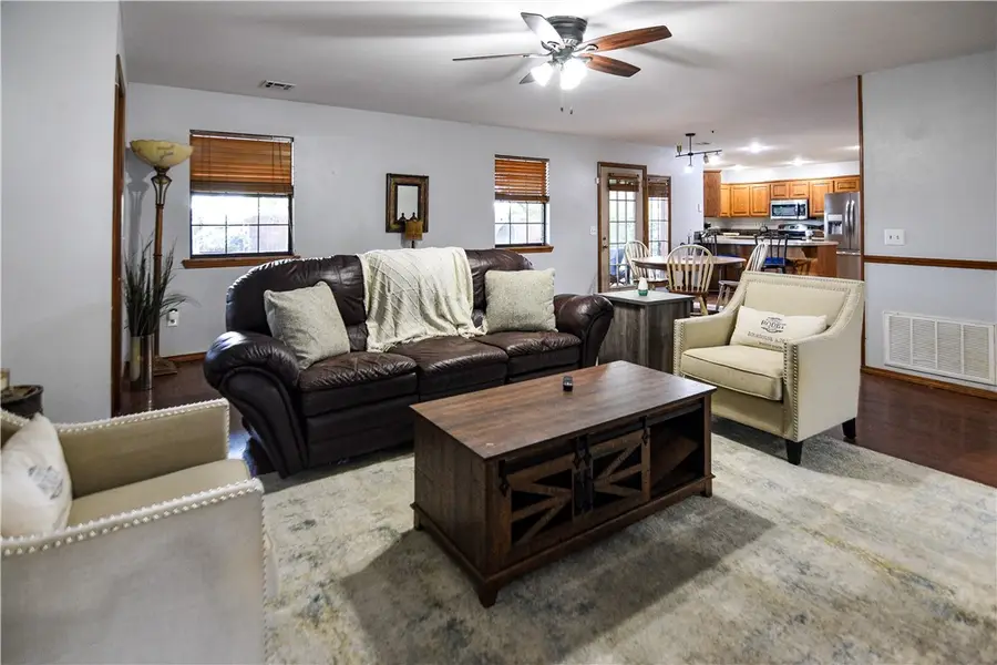 601 Garland Place, Lowell, AR 72745 - #3