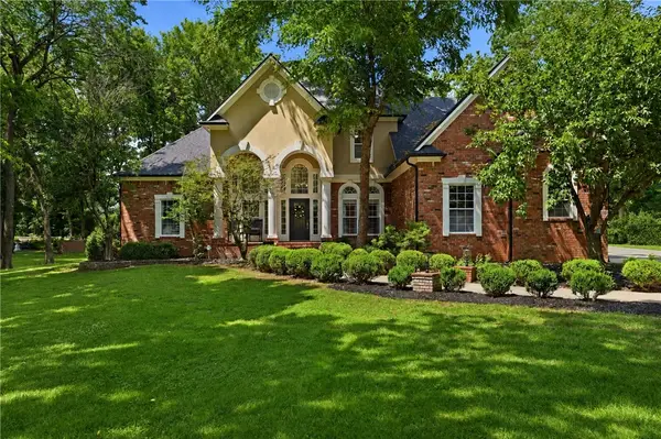 1325 Avery Place, Siloam Springs, AR 72761
