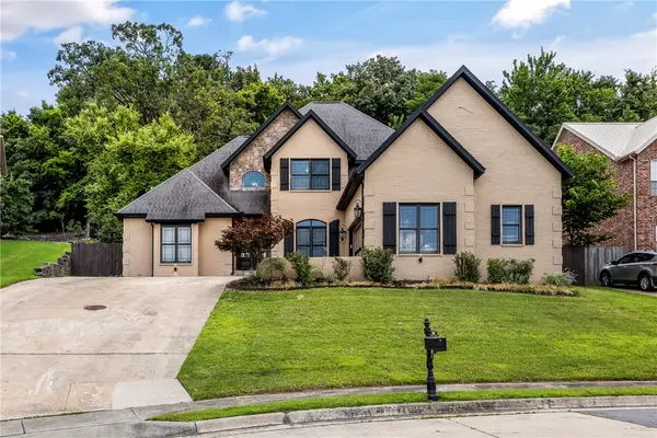 1172 N Thoreau Lane, Fayetteville, AR 72701