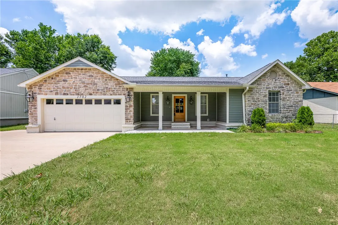 1702 SW D Street, Bentonville, AR 72712 - #1