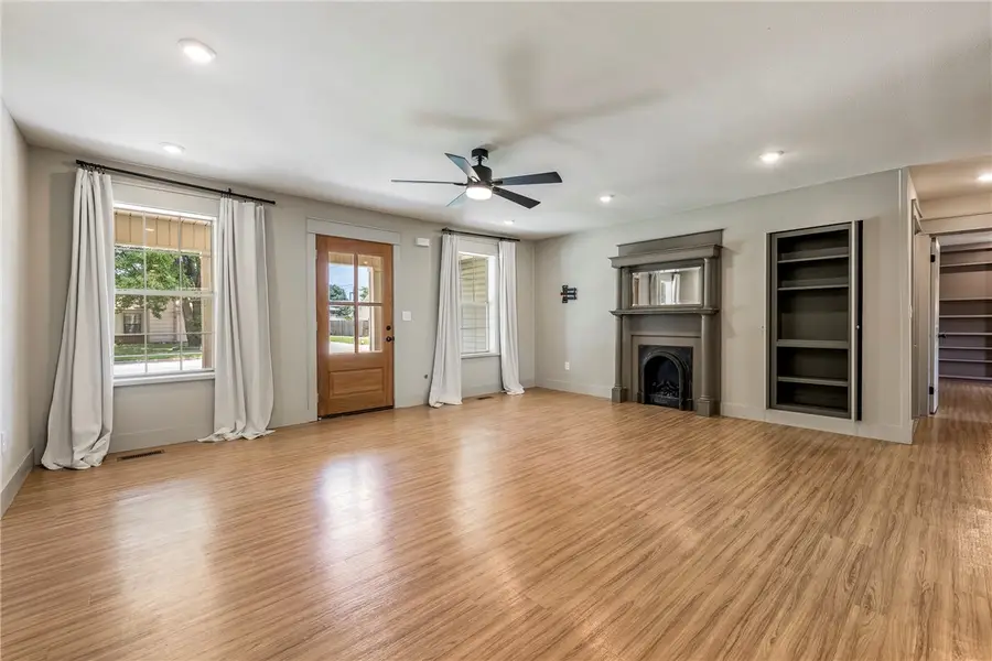 1702 SW D Street, Bentonville, AR 72712 - #2