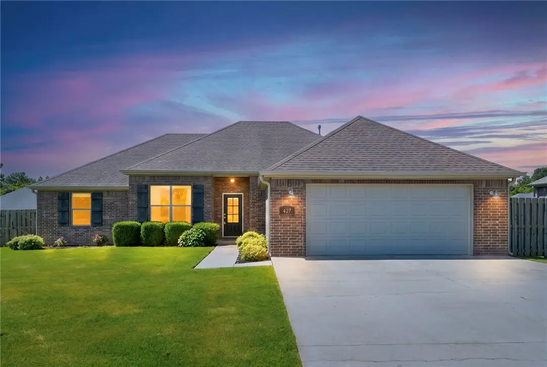 427 La Riata Street, Farmington, AR 72730 - #1
