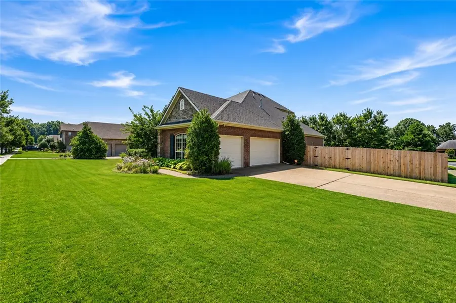 5603 Sombreado Road, Fayetteville, AR 72703 - #3