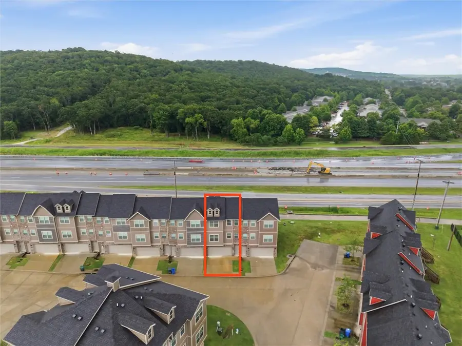 286 S Slopeside Drive, Fayetteville, AR 72704 - #2