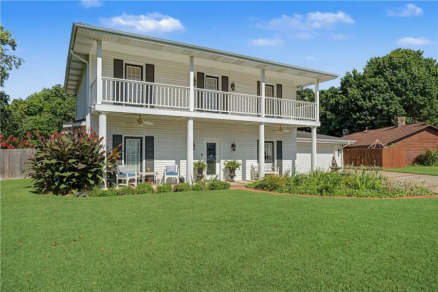 3323 N Summerhill Drive, Fayetteville, AR 72703 - #2