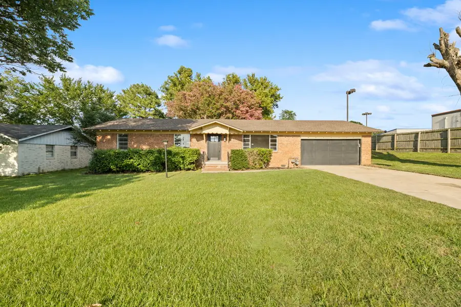 2415 64th Street, Fort Smith, AR 72903 - #2
