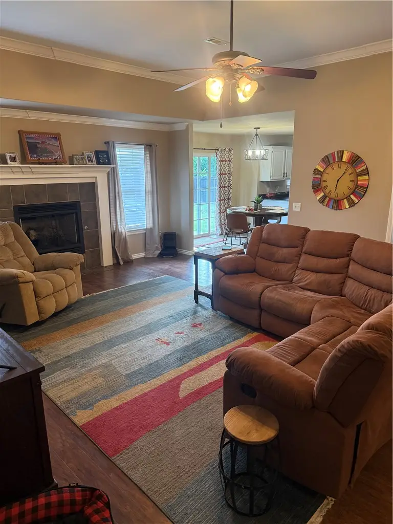 1300 Viney Grove Road, Prairie Grove, AR 72753 - #2