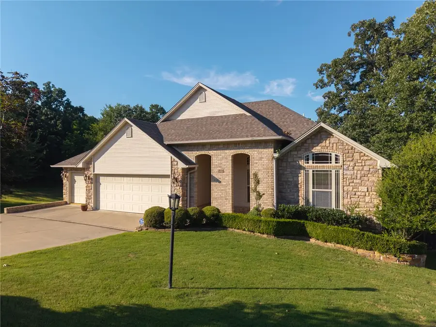 2710 Parkway Lane, Van Buren, AR 72956 - #3