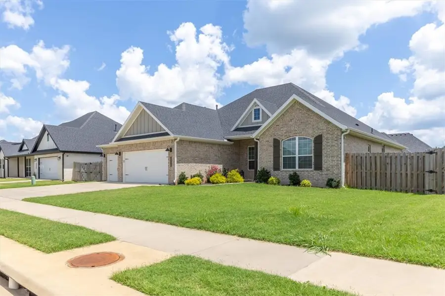 2212 Abbott Lane, Pea Ridge, AR 72751 - #3