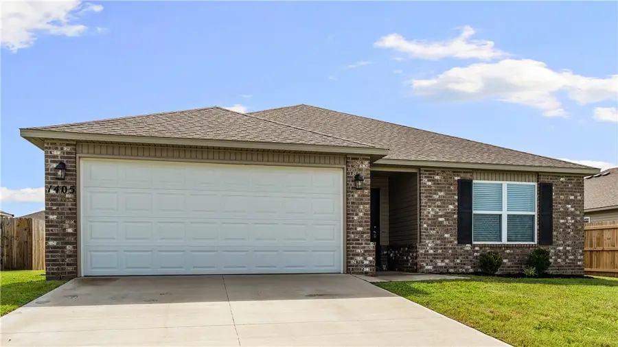 1405 S Corsac Street, Siloam Springs, AR 72761 - #2