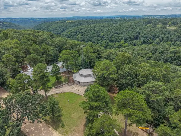 10207 Rainbow Ridge Road, Omaha, AR 72662
