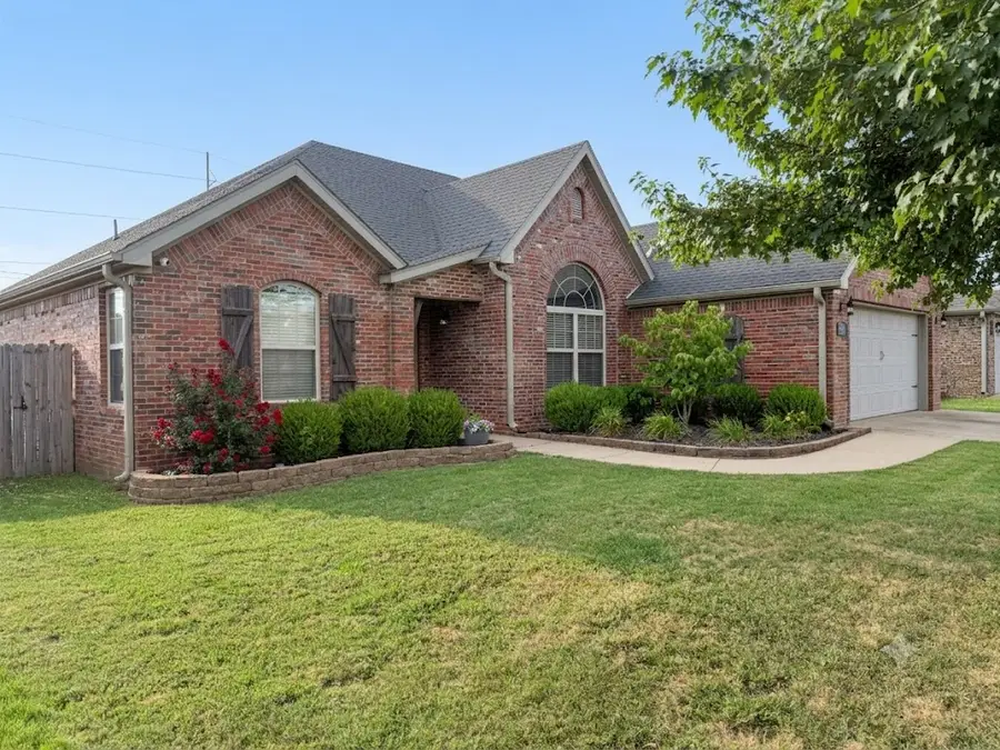 3001 SW Gumleaf Road, Bentonville, AR 72713 - #2