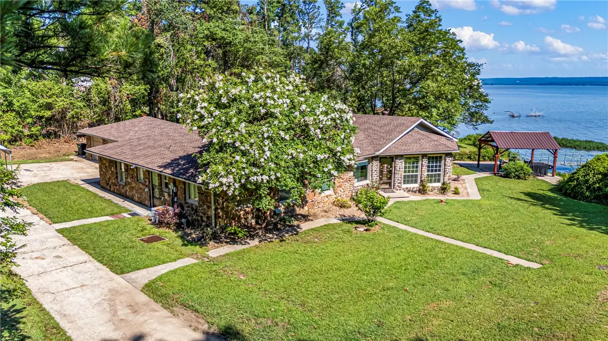 10101 Lakeshore Loop, Dardanelle, AR 72834 - #1