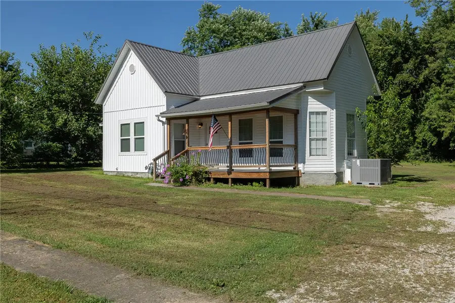 409 Main Avenue, Lincoln, AR 72744 - #2