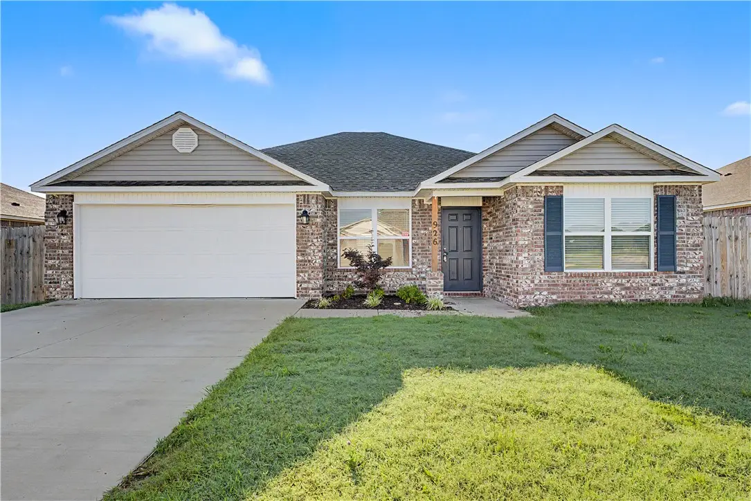 926 W Aiden Drive, Siloam Springs, AR 72761 - #1