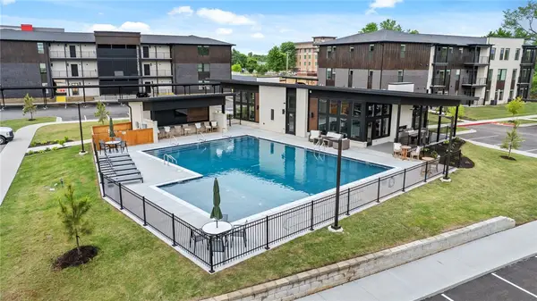 3329 SE Mp Parkway #201, Bentonville, AR 72712