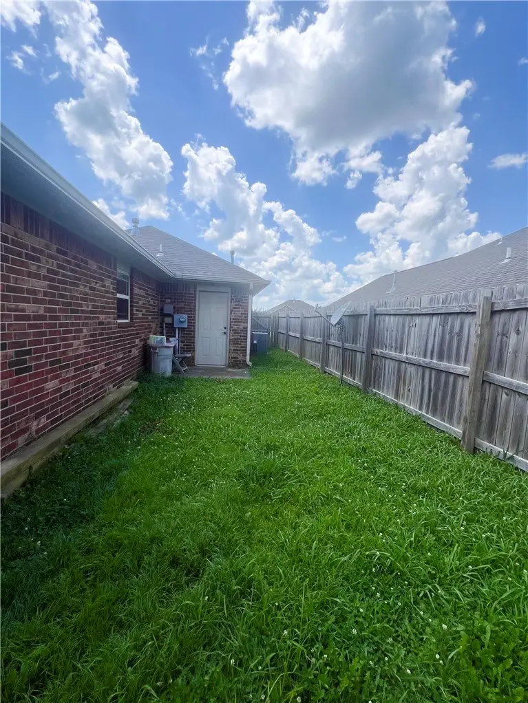 644 White Oak Street, Gentry, AR 72734 - #3