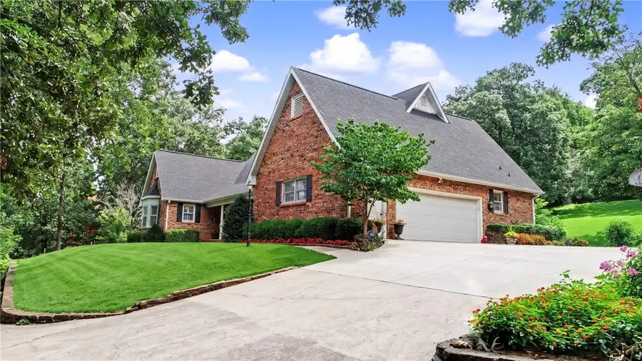 1134 N Crossover Road, Fayetteville, AR 72701 - #2