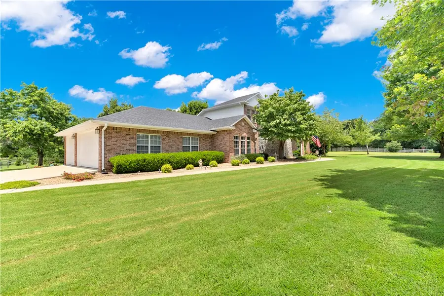 408 S Wyman Road, Fayetteville, AR 72701 - #3