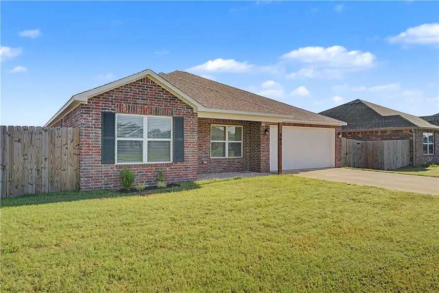 901 Tanner Drive, Siloam Springs, AR 72761 - #2