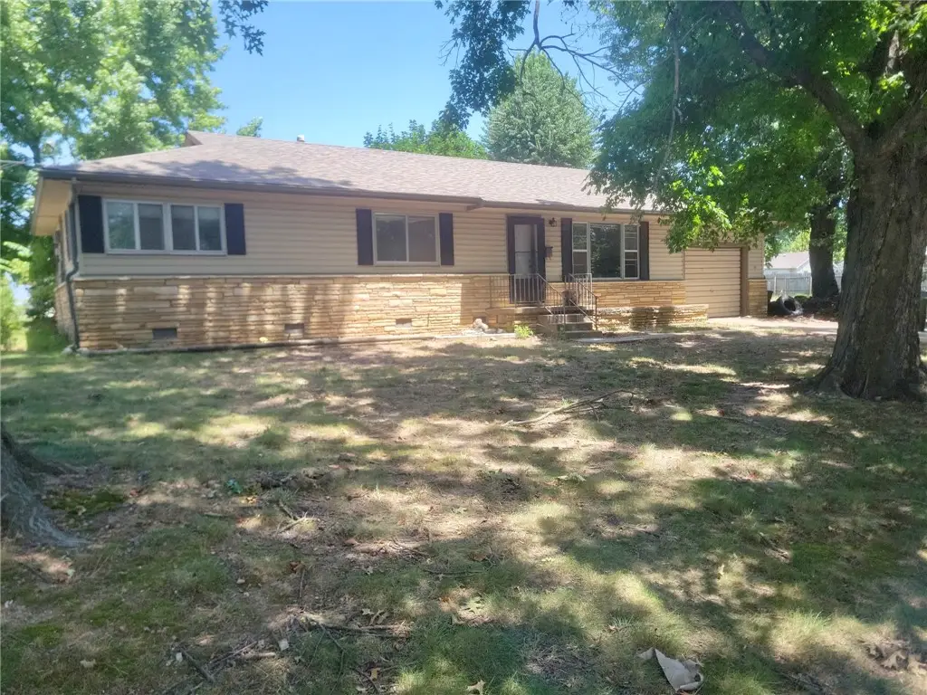 1004 W Magnolia Street, Rogers, AR 72756 - #1